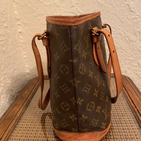 Authentic Louis Vuitton PM Bucket Handbag - Picture 2 of 8